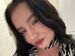 GlloryKitten from LiveJasmin