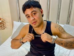 GnoahDellacroix from LiveJasmin