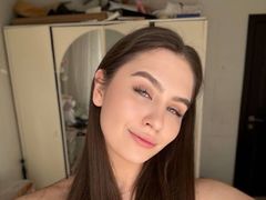 GraceAdam from LiveJasmin