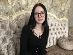 GraceMartien - female with black hair webcam at LiveJasmin