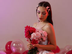 GretaPetite - blond female with  small tits webcam at LiveJasmin