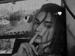 grlonfire from LiveJasmin