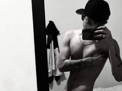 HaderSanz from LiveJasmin