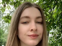 HalfUndon from LiveJasmin