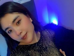 HannaGoez - female with brown hair and  big tits webcam at LiveJasmin