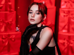 HannaMassey - female with red hair and  small tits webcam at LiveJasmin