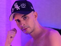 HarryLarks from LiveJasmin