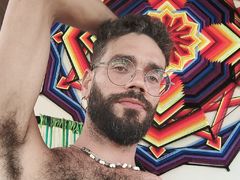 HairyBreeder from xLoveCam