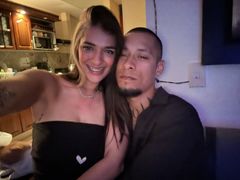 HarryandAnny - couple webcam at LiveJasmin