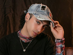 HarveyOsweld - male webcam at LiveJasmin