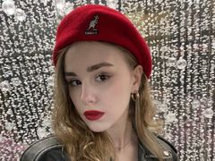 HazelWinter from LiveJasmin