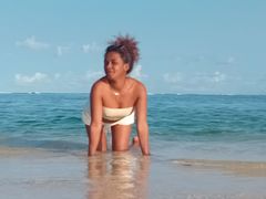 hasinatahina from LiveJasmin