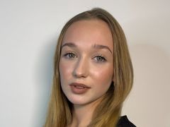 HedyRothfuss from LiveJasmin