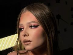 HelenGibson - blond female webcam at LiveJasmin