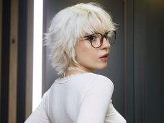 HelenMoonlight - blond female webcam at LiveJasmin