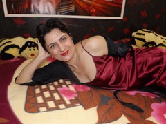 JessicaLena - female with brown hair webcam at LiveJasmin
