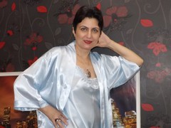 JessicaLena - female with brown hair webcam at LiveJasmin