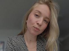 HelenaSteelman - blond female webcam at LiveJasmin