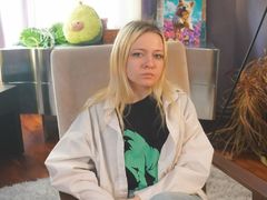 HerthaWiggen - blond female webcam at LiveJasmin