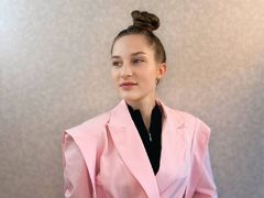 HienMcelduff from LiveJasmin