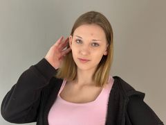 HildAllman - blond female webcam at LiveJasmin