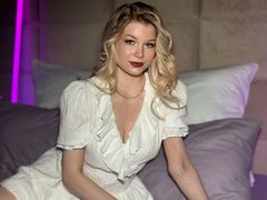 HloyaLeen from LiveJasmin