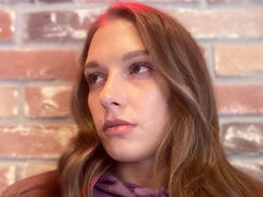 HollyAmber from LiveJasmin