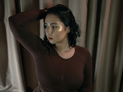 HoneyBroownie from LiveJasmin