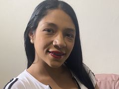 Honey_Evans - female with brown hair and  big tits webcam at ImLive