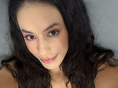 Honeybrooke - female webcam at LiveJasmin