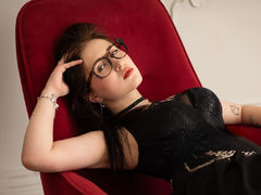 HonneyMotty - female with brown hair and  big tits webcam at LiveJasmin