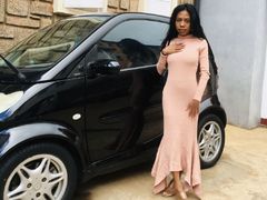 HotLunah - female with black hair and  small tits webcam at LiveJasmin