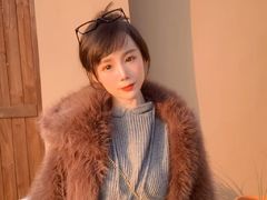 HuangYuany from LiveJasmin