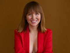 IconaDidi - female with red hair and  big tits webcam at LiveJasmin