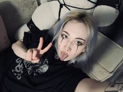 IleneDrones - blond female webcam at LiveJasmin