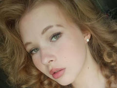 IllaPytlewski from LiveJasmin