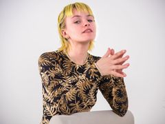 IlonaMaskin - female with red hair webcam at LiveJasmin