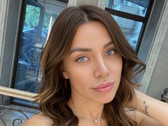 IlonaSevina from LiveJasmin