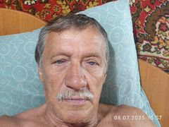 IlyaGol from LiveJasmin