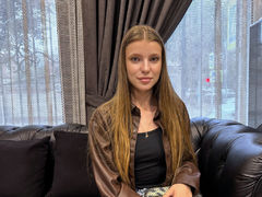 InesArango - female with brown hair webcam at LiveJasmin