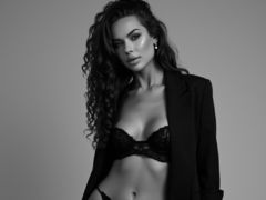 InesMoore - female with brown hair webcam at LiveJasmin