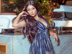 IrisRay - female with black hair webcam at LiveJasmin