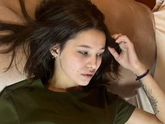 IrisRossy - female with brown hair webcam at LiveJasmin