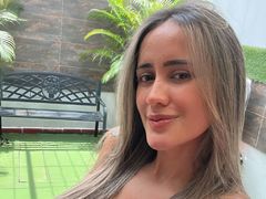 IsaMonteverde from LiveJasmin