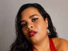 IsabelaGlow from LiveJasmin