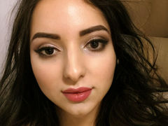 IsabeleGiovana from LiveJasmin