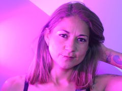 IsabellaBaker - female with red hair and  small tits webcam at LiveJasmin