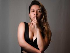 IsabellaSanty from LiveJasmin