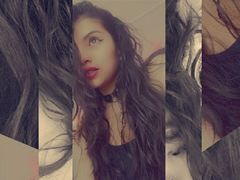 IsabellaWinslow - female with black hair webcam at LiveJasmin