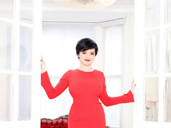 IsabelleNoire - female with black hair and  big tits webcam at LiveJasmin